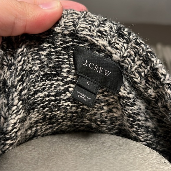 Fair isle sweater in gray and black knit - Picture 3 of 5